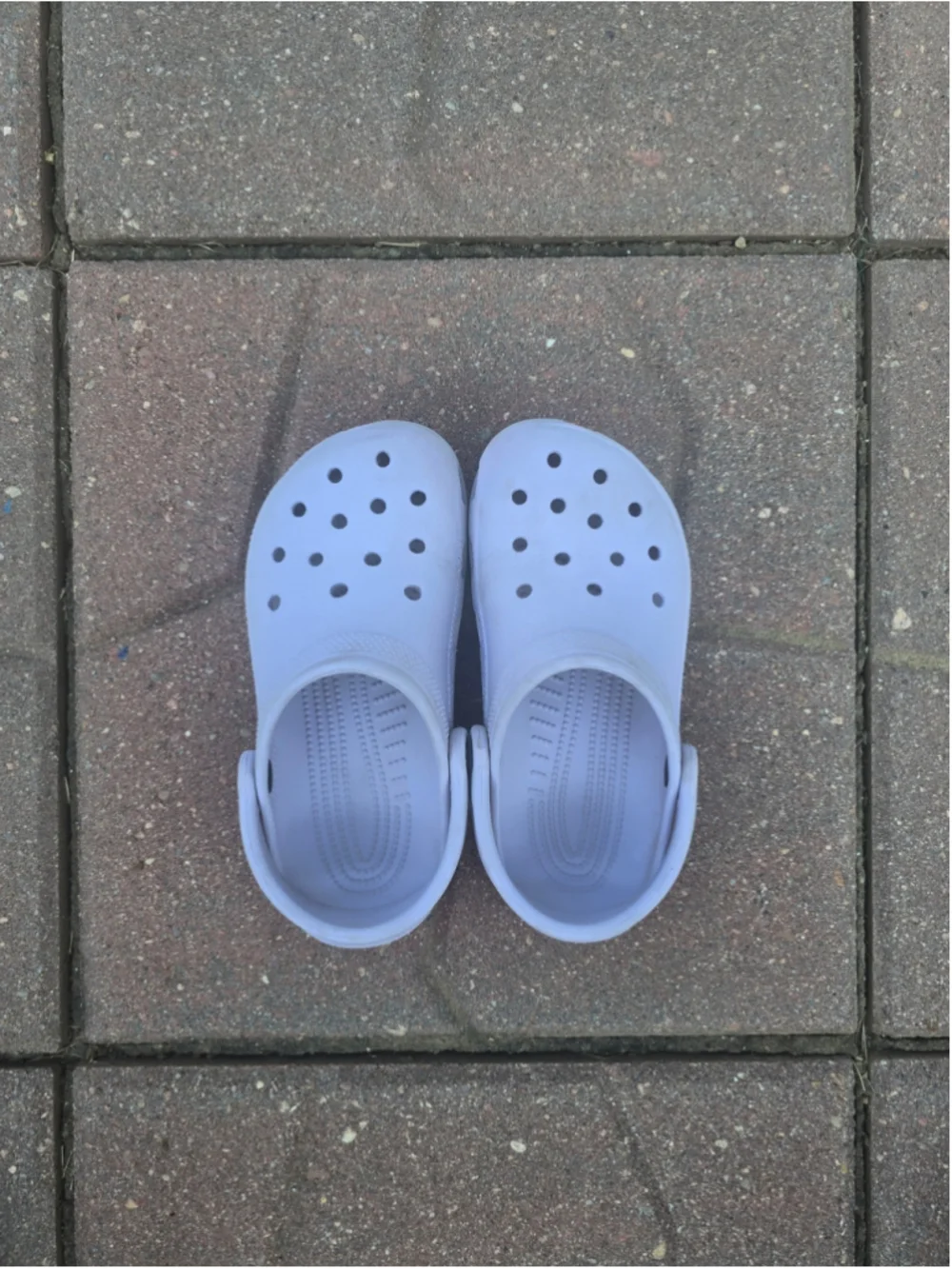 Girl''s Crocs Lavender Clogs Size J4